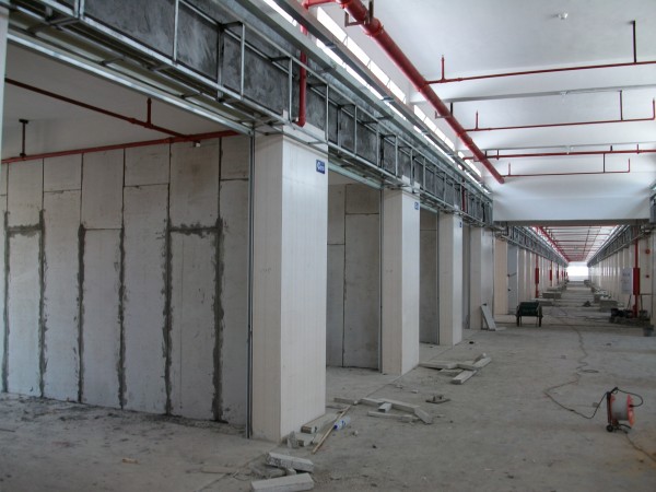 隔墻板完裝完成后內(nèi)部圖1